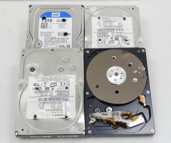札幌 パソコン 処分 無料 PC廃棄 HDD SSDは物理破壊 即日対応も可能です。 市内近郊 年中無休にて営業中です。